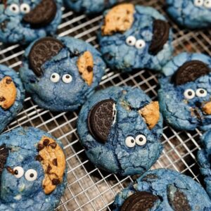 Bakery Style (Large) and Jumbo (Larger) Cookies